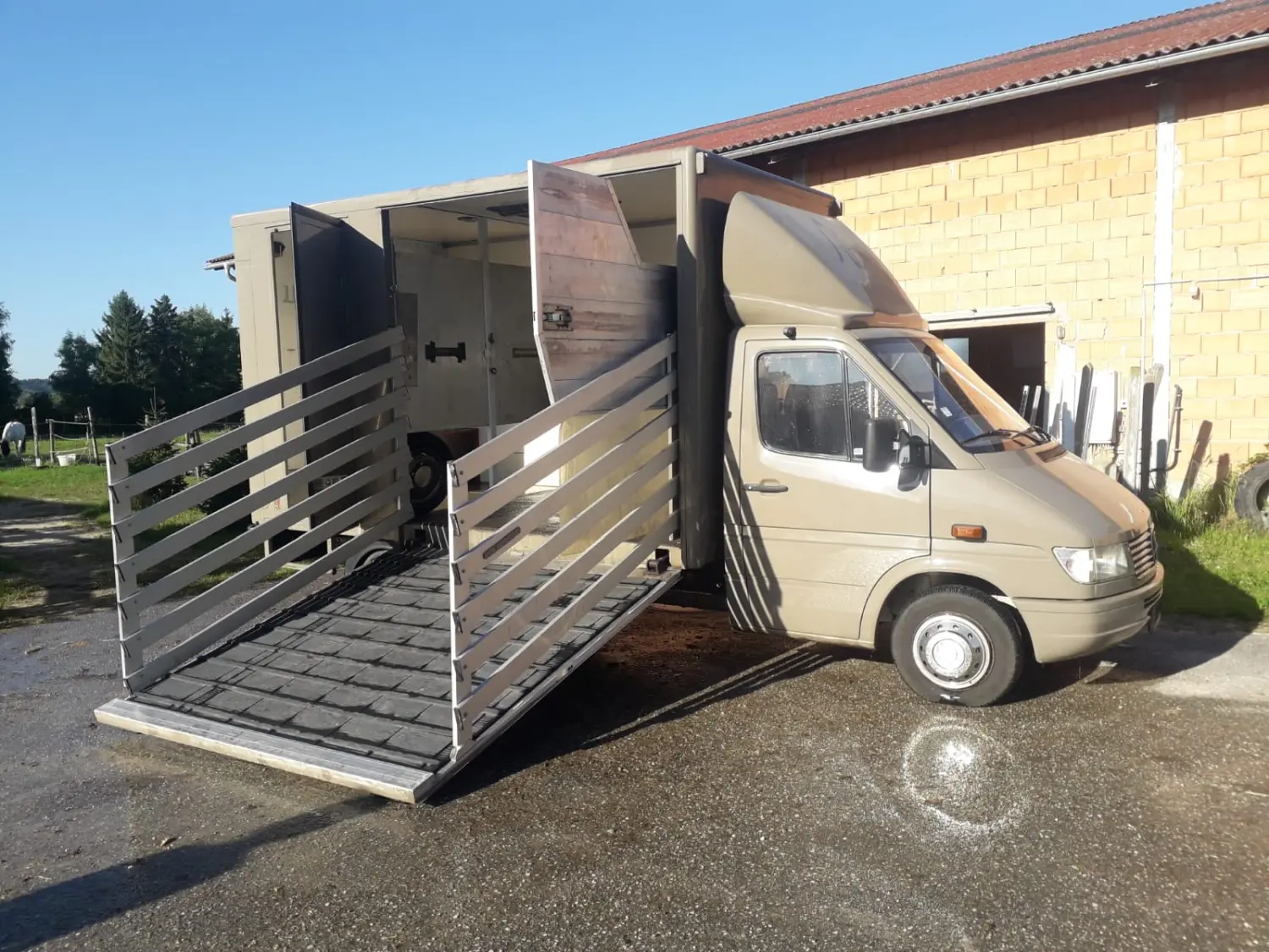 Tiertransporte von Thomas&thomas Tiertransporte